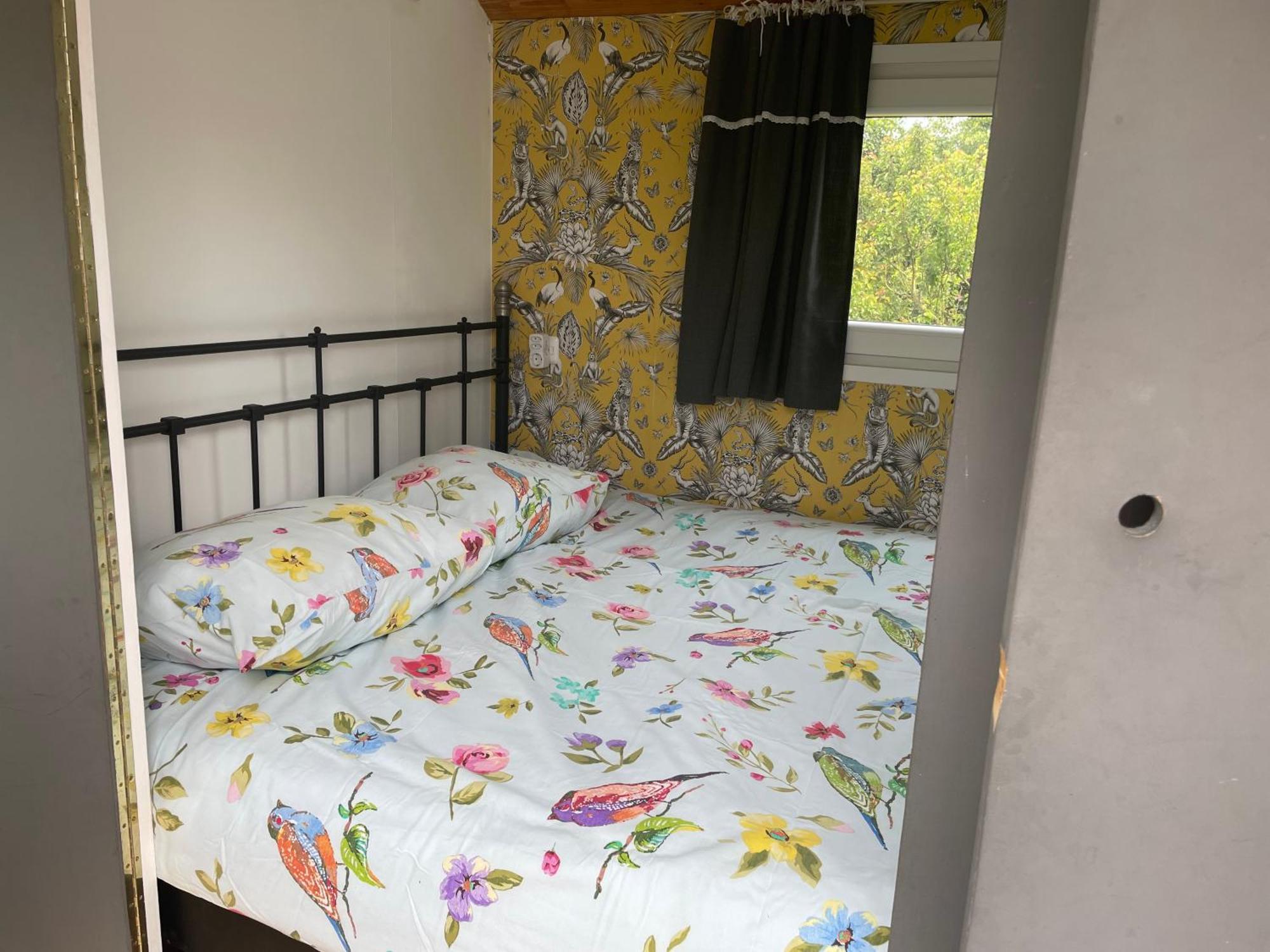 Pipowagen Mamaloe Bed & Breakfast Kesteren Exterior foto